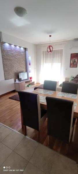 Alex apartman